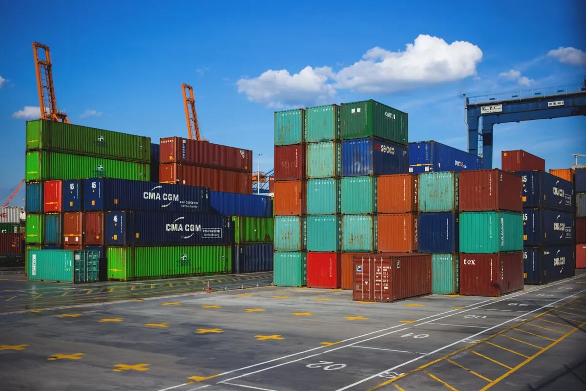Export service — container shipment from China and Hong Kong